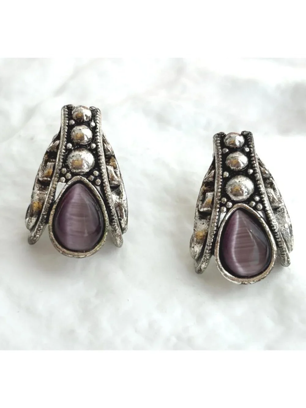 Avon Faux Purple Tiger's Eye Dragonfly | Bee | Insect 80's Vintage Stud Earrings